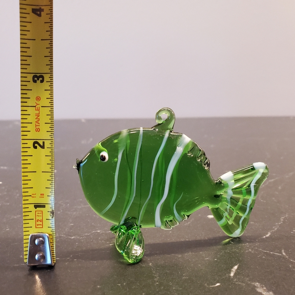 Vintage Handblown Glass Fish. Artist Unknown. - Picture 4 of 4